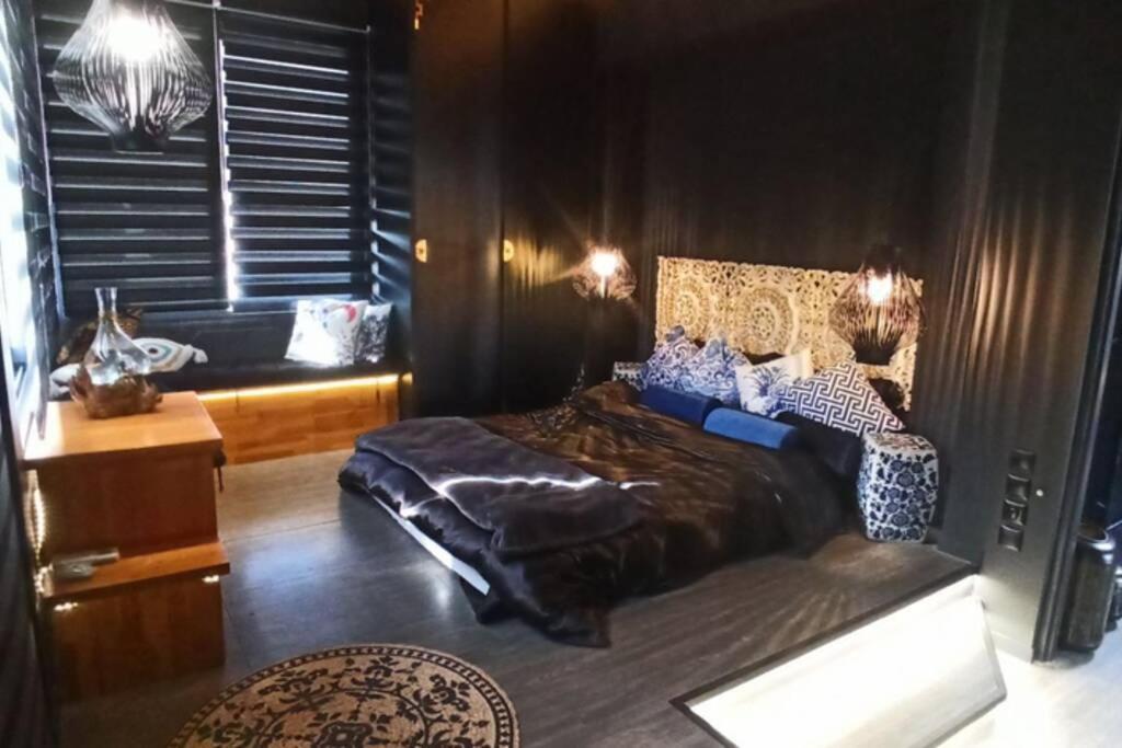 Vila Accessible Luxury Artemida  Exteriér fotografie